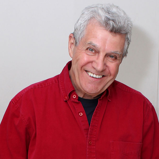 DennisBradyHeadShot608x608