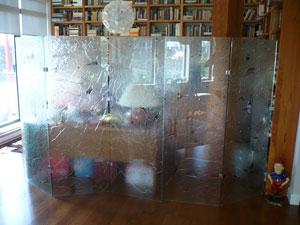 Ice Glass freestanding Screen300