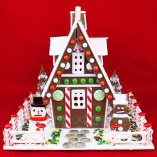 RECORDED LINK Dennis Brady Glass Gingerbread House with All The Trimmings