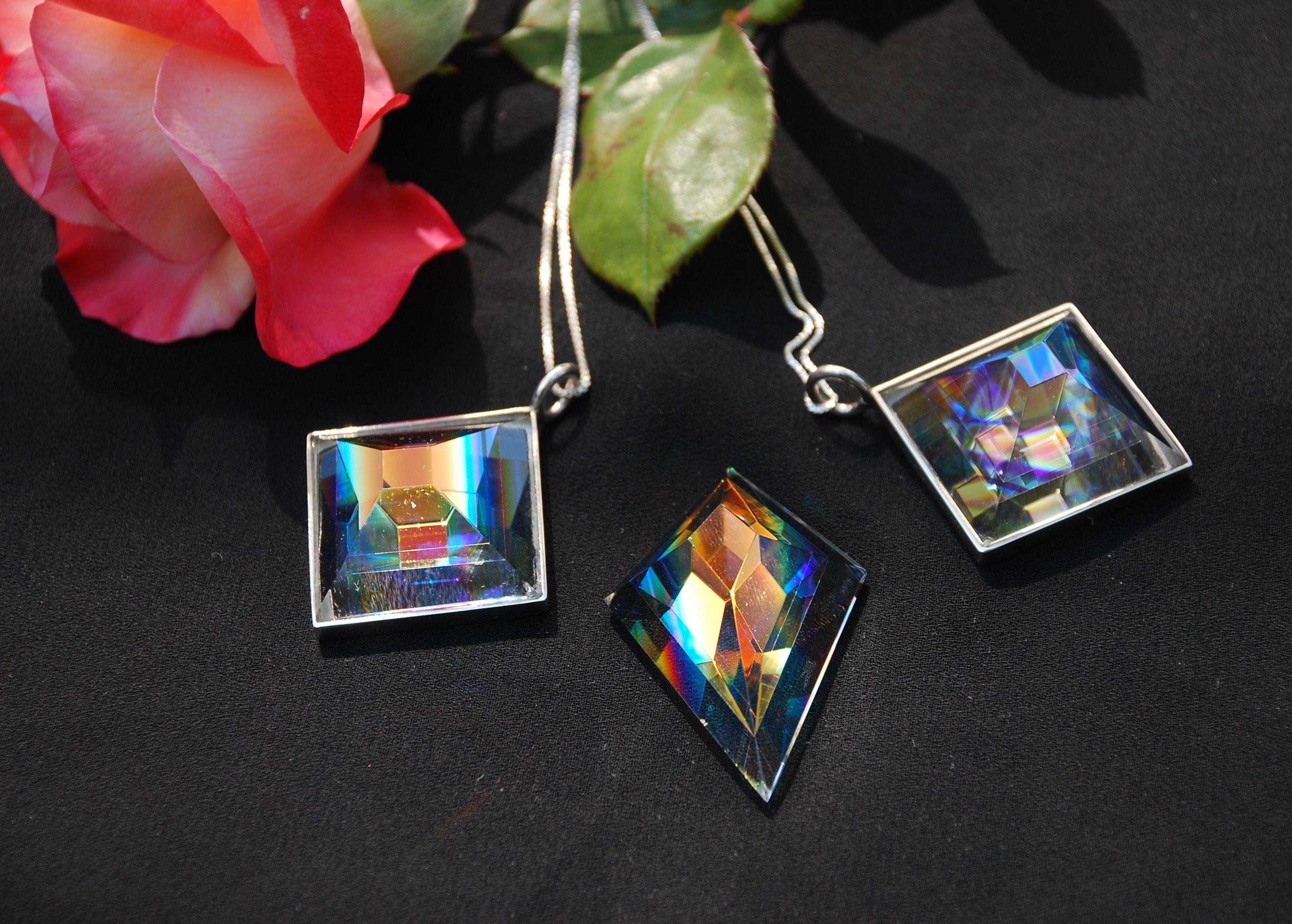 RECORDED LINK Kent Lauer's Faceted Dichroic Glass